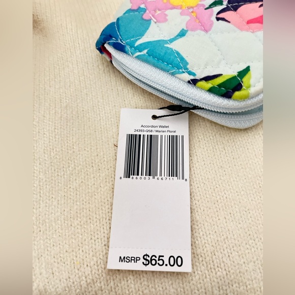 Vera Bradley Quilted Floral Accordion Wallet - Picture 5 of 7